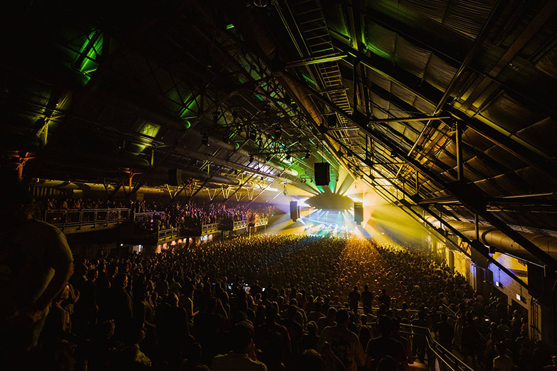 Chicago’s Salt Shed Equipped with LAcoustics K2 Concert Sound System