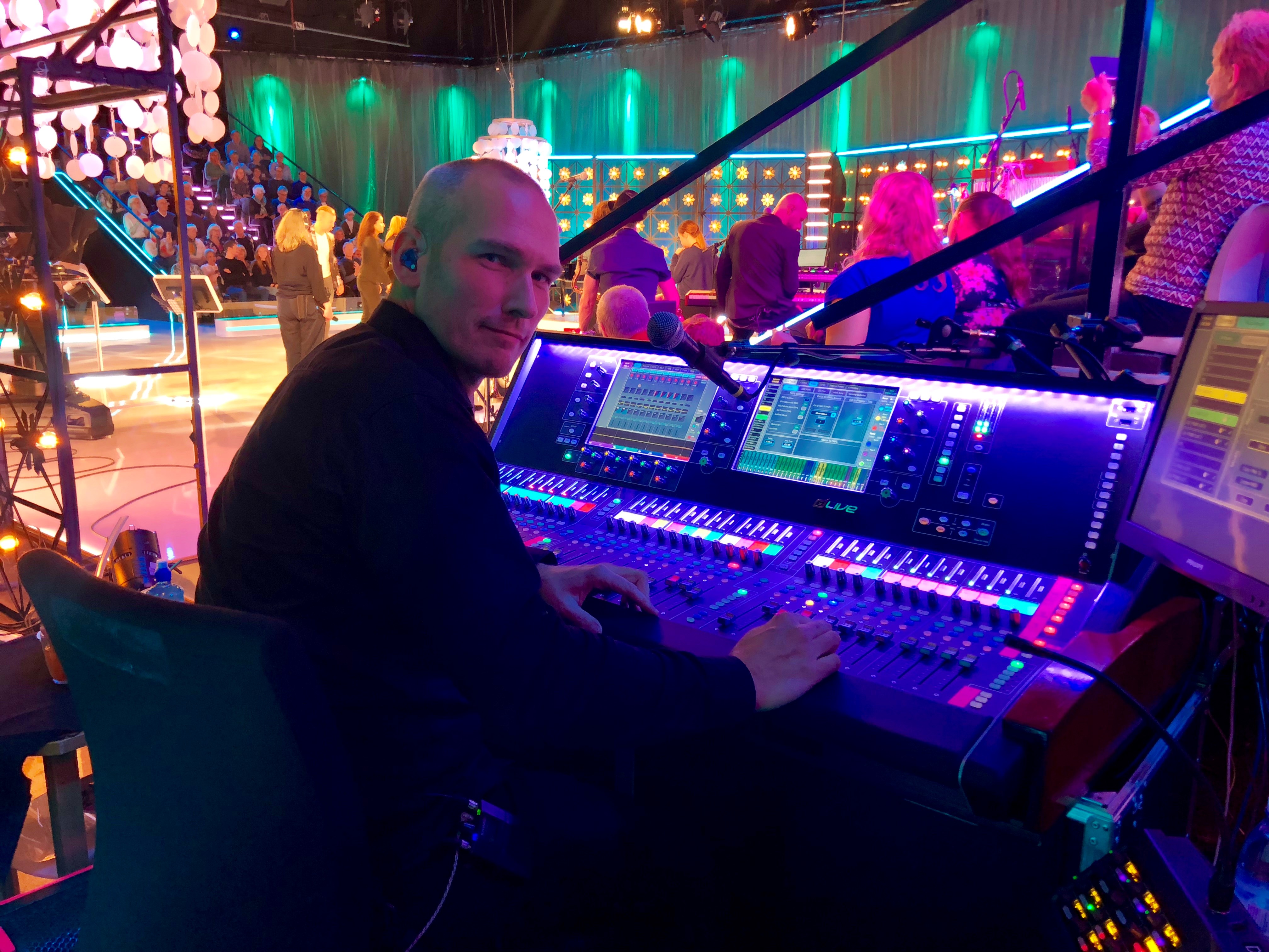 Peter Fredriksson with dLive