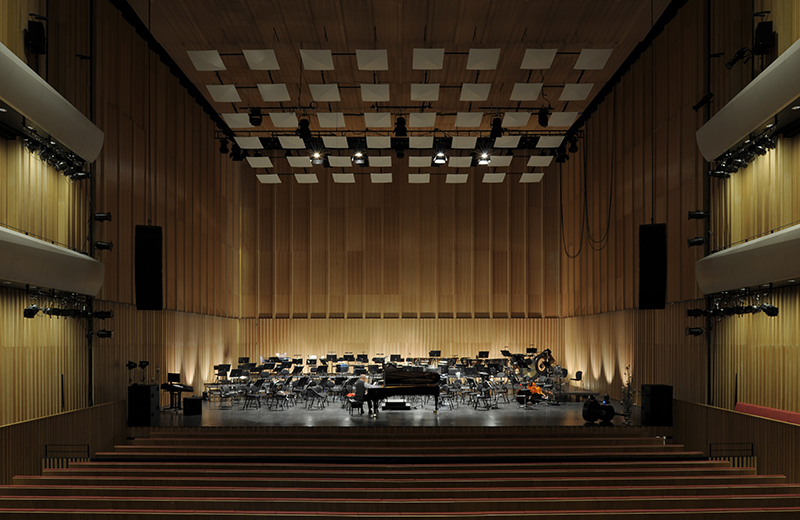 Stormen Kulturhus (c) David Grandorge
