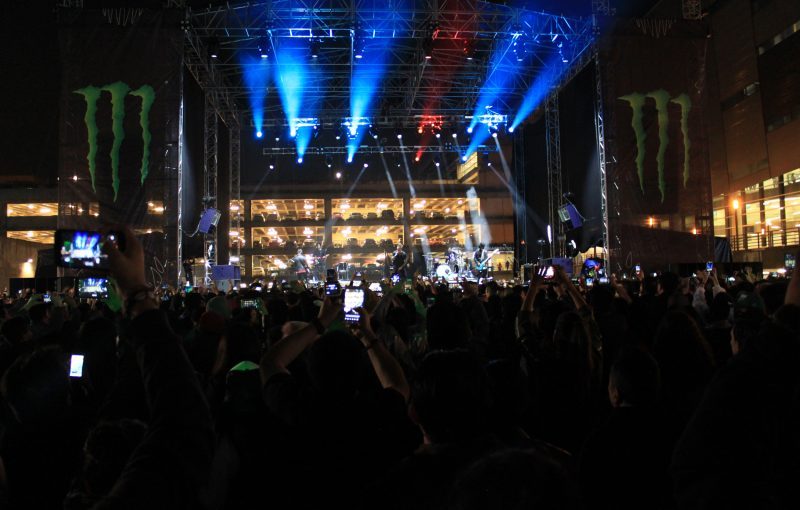 Papa Roach and Good Charlotte rock Mexico City with Vero