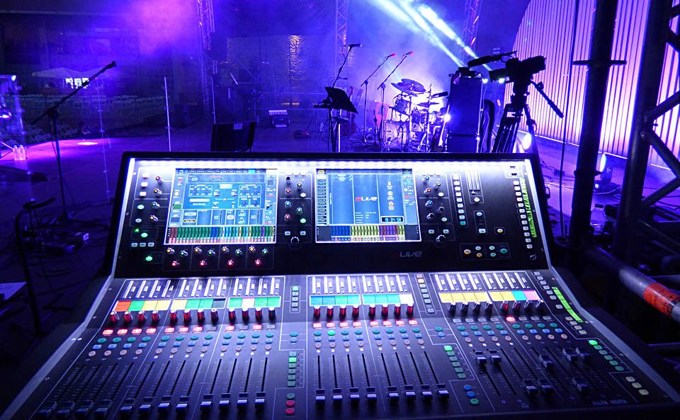 A&H dLive S7000 on monitors for Eleonora Zouganeli tour