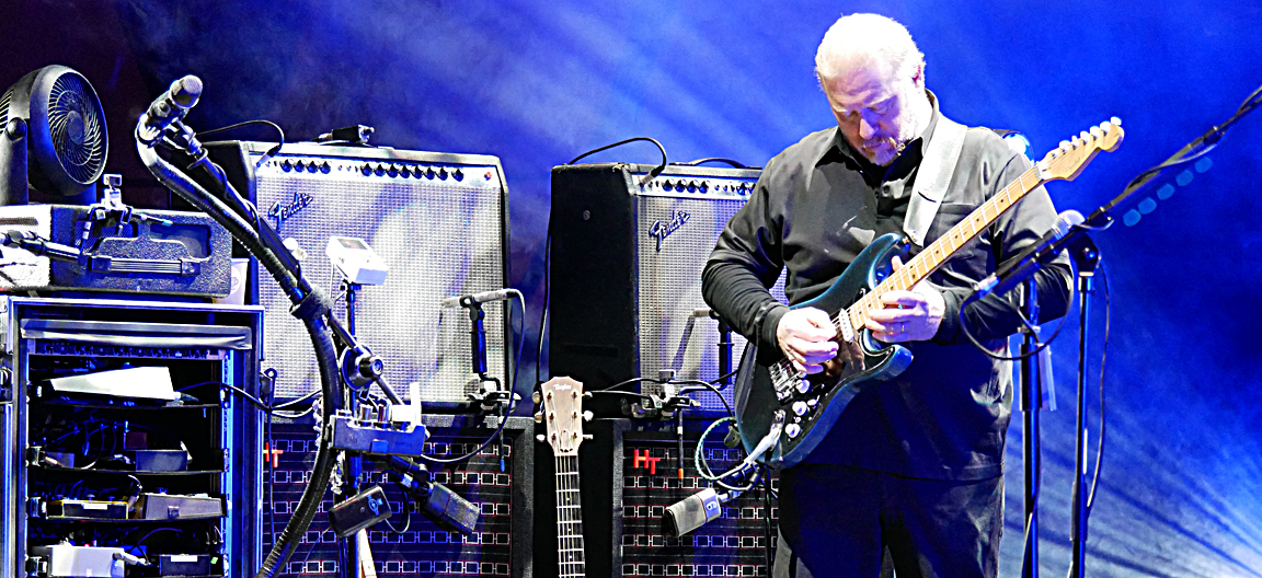 The Australian Pink Floyd Show’s guitarist and vocalist, Stephen McElroy (“Steve Mac”) at work