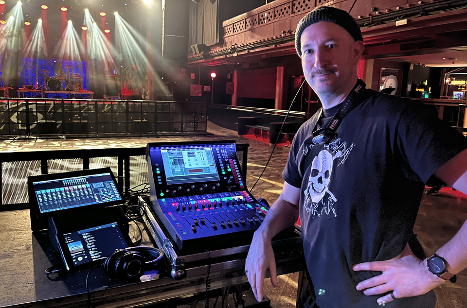 Touring  Allen & Heath