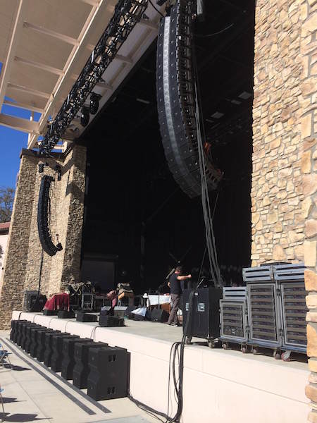 Venues on the Crosby Stills & Nash tour were fitted with Harman’s JBL VTX Line Arrays and Crown I-Tech HD Amplifiers